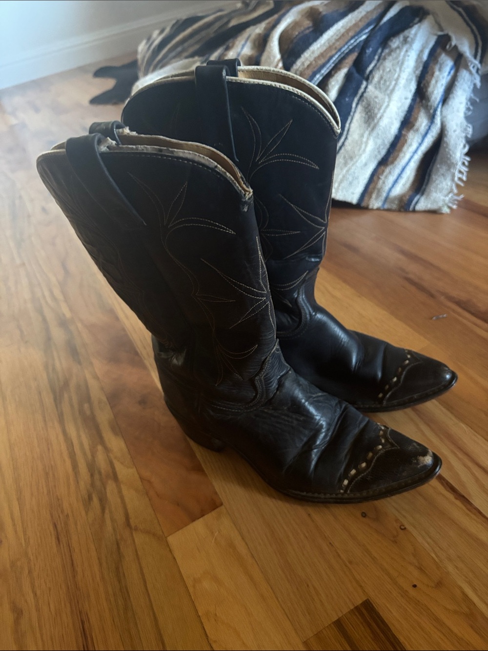 Classic Black Women's Leather Cowboy Boots